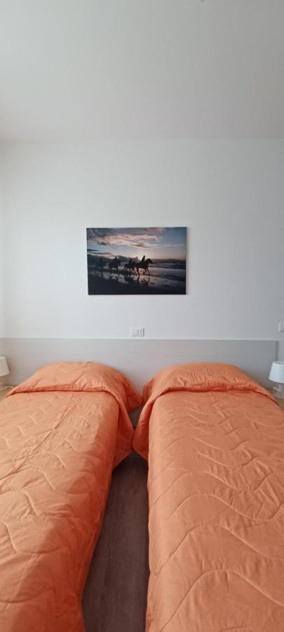 Casa Bivi - Apartments With 1 And 2 Bedrooms - Click Here For More Availabilities Lignano Sabbiadoro Ngoại thất bức ảnh