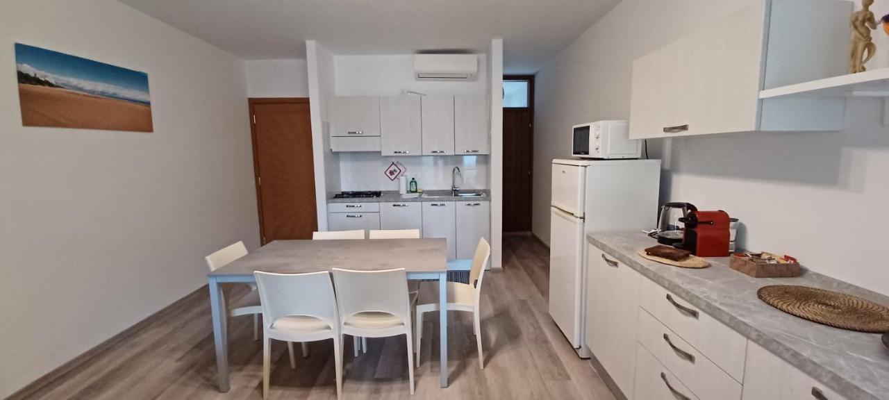 Casa Bivi - Apartments With 1 And 2 Bedrooms - Click Here For More Availabilities Lignano Sabbiadoro Ngoại thất bức ảnh