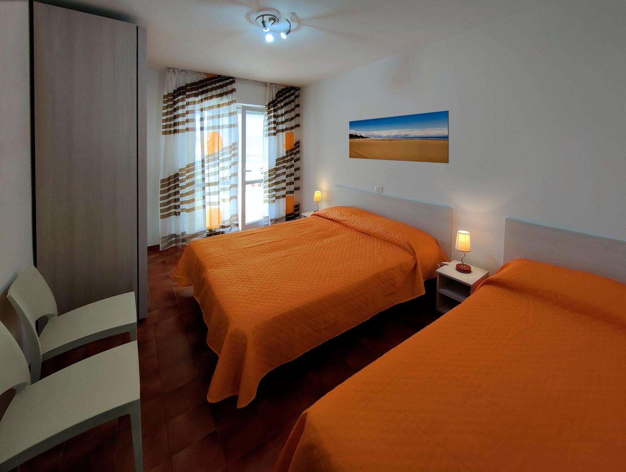 Casa Bivi - Apartments With 1 And 2 Bedrooms - Click Here For More Availabilities Lignano Sabbiadoro Ngoại thất bức ảnh