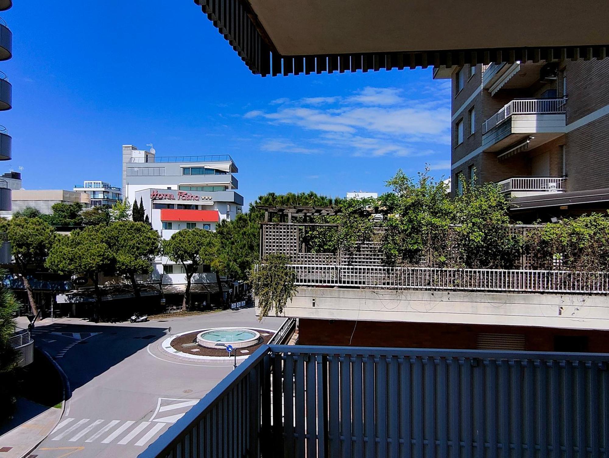 Casa Bivi - Apartments With 1 And 2 Bedrooms - Click Here For More Availabilities Lignano Sabbiadoro Ngoại thất bức ảnh